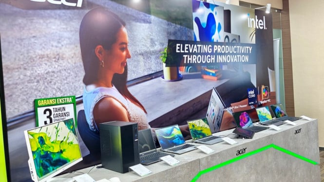 Perangkat desktop dan laptop Acer.