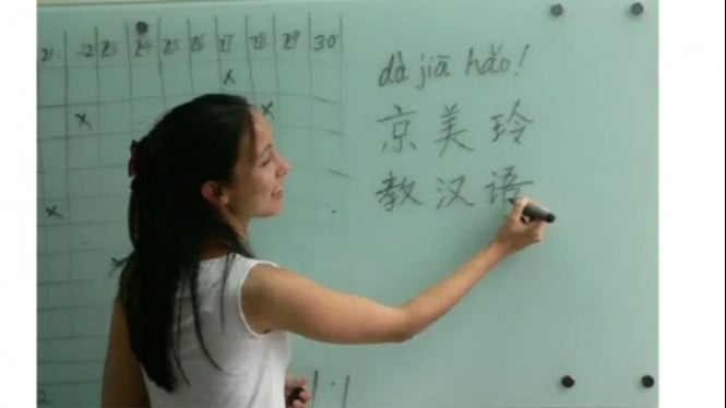 Ilustrasi belajar bahasa Mandarin.
