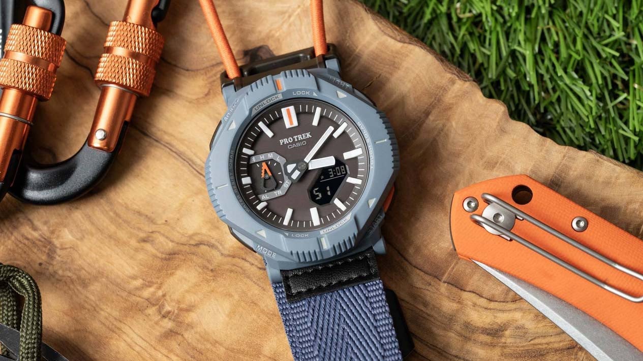 Casio Pro Trek PRJB001B 2 Salah Satu Jam Outdoor Terbaik di Tahun 2024