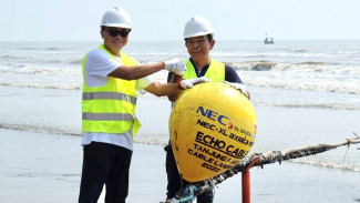 Perkuat Fiber Optik, XL Axiata Sambut Golden Buoy SKKL Echo