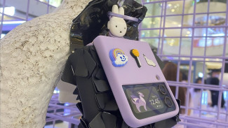 Daya Tahan Smartphone Lipat Samsung, Ga Ada Tanding