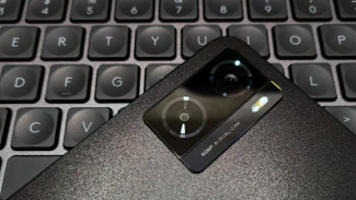 OPPO A77s 'Amunisi' Baru untuk Gempur Indonesia di Q4 2022