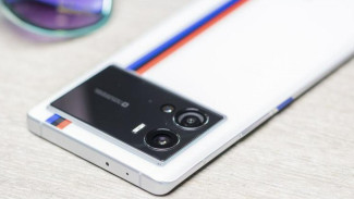 Smartphone iQoo 10 Pro BMW Edition Siap Gempur Pasar Indonesia?