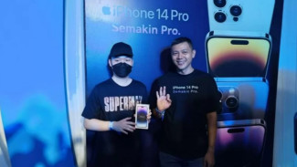 Blibli Berikan iPhone 14 ke Konsumen Pertama di Indonesia