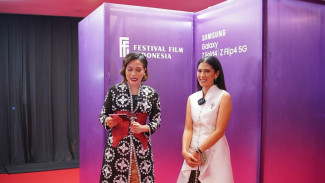 Anya Geraldine, Reza Rahadian dan Dian Sastro di FFI 2022