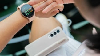 Kamera di Smartphone Samsung Bisa Dikontrol Pakai Galaxy Watch