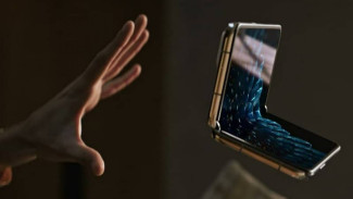 Inikah penampakan ponsel OPPO Flip? 