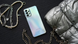 Warna Baru Samsung Galaxy A23 5G Silver Prism