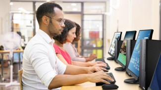 ASUS ExpertCenter D7 Mini Tower D700M di Indonesia Dibanderol Rp13 Juta