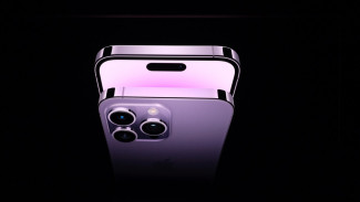 Apple Kembangkan Desain Kamera Selfie Punch Hole untuk iPhone 17 Pro