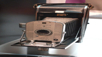 28 November 1948: Polaroid Land 95, Sejarah Teknologi yang Mengubah Dunia Fotografi