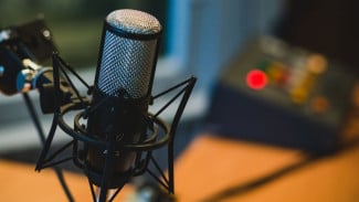 5 Rekomendasi Microphone Terbaik dengan Suara Jernih untuk Podcast di Tahun 2024