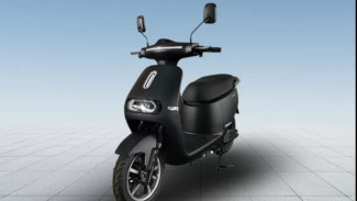 Tomida Crus : Motor Listrik dengan Spesifikasi Lengkap, Desain Elegan dan Punya Daya Tempuh Jauh