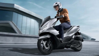 Daftar Harga Terbaru Honda PCX OTR Jakarta di Oktober 2024