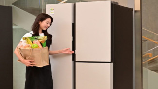 Kulkas Samsung Terbaru Bisa Buka Pintu Sendiri, Cukup Pakai AI!