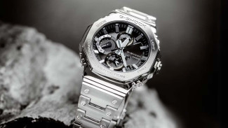 G-SHOCK GMC-B2100D: Jam Tangan dengan Full-Metal dan Tahan Guncangan