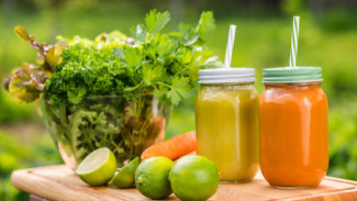 Minuman Sehat untuk Tubuh: 5 Resep Detoks Alami dari Polusi