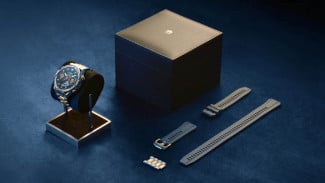 Huawei Watch Ultimate Design Sapphire Edition, Jam Tangan Mewah di Lapisi Kaca kaca dan Tahan Air Hingga 100 Meter!