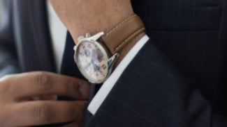 TOP 6 Jam Tangan Lokal Pria yang Keren, Berkualitas, dan stylish!