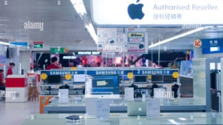 Penjualan iPhone Jatuh 5%: Apple Kalah Telak dari Xiaomi & Vivo!