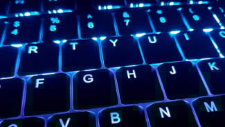 Cara Menyalakan Lampu Keyboard Laptop Berbagai Model dengan Mudah