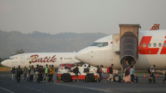 Lebaran 2025, Harga Tiket Pesawat Diskon 14%! Simak Cara Mendapatkan Diskonnya!