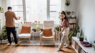 Rumah Bebas Bau Apek dengan Trik Sederhana Ini!