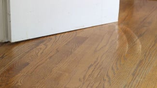 Solusi Cerdas Mengatasi Pintu Kayu yang Seret di Rumah!