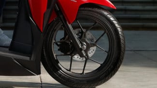 Sabun Cuci Piring + Minyak Goreng: Ini Resep Semir Ban Kilap Tanpa Bikin Kantong Bolong