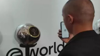 Scan Mata Dapat Rp 800 Ribu! Ternyata Ini Bahaya di Balik Aksi Warga Berebut Worldcoin yang Kini Diblokir Pemerintah