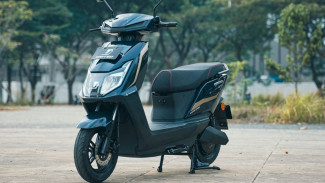 Motor Listrik United MX1200 Dengan Rentang Jarak Tempuh Mencapai 180 Km