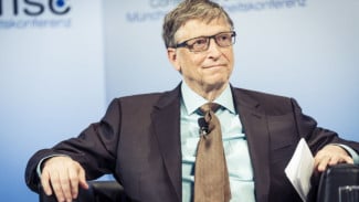 Bill Gates Rela Digigit Nyamuk di Jogja! Ternyata Ini Strategi Jenius Lawan Demam Berdarah!