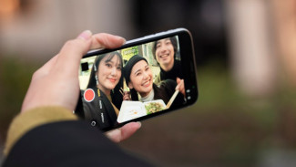 5 HP Dengan Kamera Depan Terbaik dengan Teknologi AI Canggih Mei 2025!