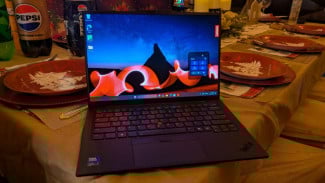 Lenovo ThinkPad X1 Carbon Gen 13: Ringan, Powerful, dan Stylish