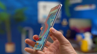 4 HP Layar Lengkung Harga Murah dengan Spesifikasi Gahar Tahun Ini