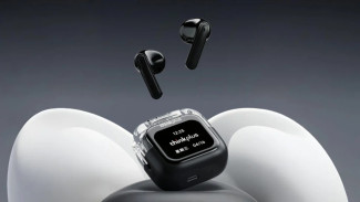 Lenovo LP70 Pro Resmi Rilis: Earbud Pintar dengan Layar Sentuh, Baterai Tahan Lama, dan Fitur Canggih