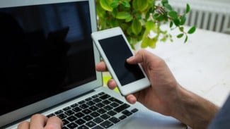 Begini Cara Jitu Agar Smartphone dan Laptop Tak Cepat Rusak