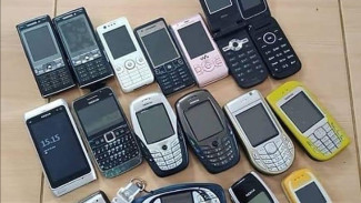 10 HP Jadul Paling Ikonik dari Era 90'an hingga 2000'an