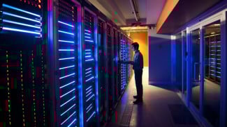 Proyek Stargate OpenAI: Ribuan Server AI Terbesar Dunia Hadir di UEA Tahun Depan