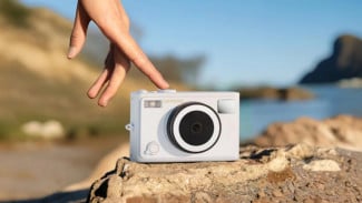 Lenovo C55 Resmi Rilis: Kamera Digital 64MP 4K Siap Vlog, Harga Cuma Rp1 Jutaan