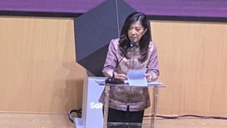 AI untuk Rakyat: Komdigi Tekankan Kecerdasan Buatan Harus Dorong Pertumbuhan Masyarakat.