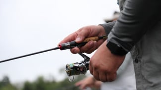 7 Senar Pancing Terkuat 2025: Jangan Sampai Putus Saat Strike!