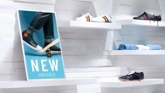 Revolusi Periklanan Digital! Samsung Luncurkan Layar E-Paper Berwarna 32 Inci: Hemat Energi & Ramah Lingkungan!