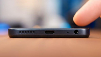 Ingin Speaker HP Ngegas Lagi? Coba Tips Ini!