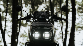 Indomobil Rilis Tyranno, Skuter Listrik Adventure Tangguh dan Futuristik