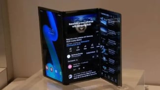 Bocoran Samsung TriFold: Smartphone Lipat Tiga dengan Performa Monster!