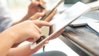 5 Tablet Rp1 Jutaan Terbaik 2025: Spek Kencang untuk Belajar & Gaming, No. 3 Bikin Ngiler!