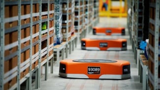 1 Juta Robot Amazon Kuasai Gudang, Efisiensi Meningkat tapi Pekerja Terancam