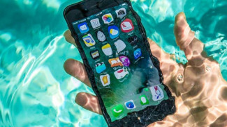 Cara Mengatasi HP Kemasukan Air: 9 Langkah Mudah dan Efektif