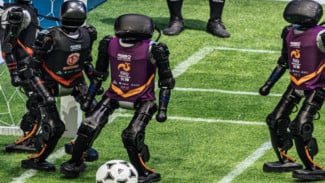 Robot vs Robot! China Sukses Gelar Liga Sepak Bola AI Pertama di Dunia, Tanpa Campur Tangan Manusia!